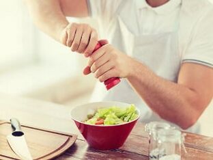 Mangiando bene, un uomo ripristinerà la potenza